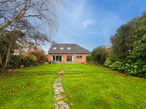 Photo 30- click for photo gallery